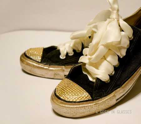 \"DIY-bling-glitter-shoes-converse-sneakers\"